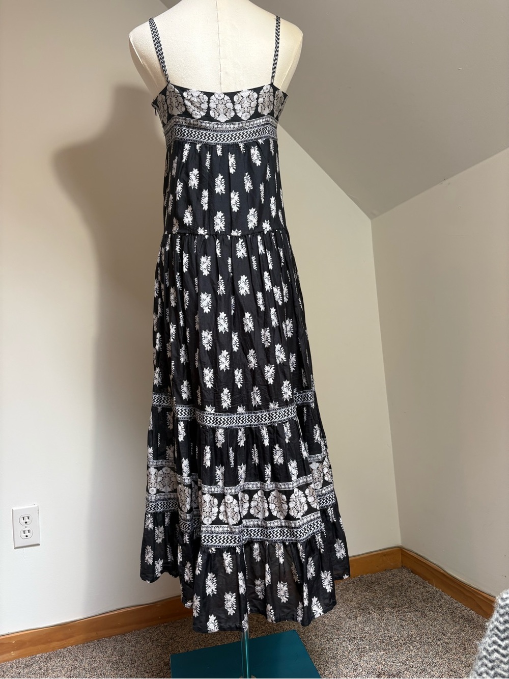 Joie tiered flowy cotton maxi/midi dress with adjustable straps & side zipper